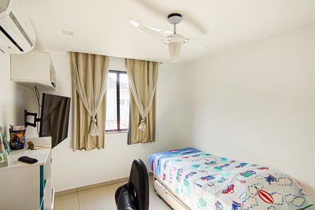 Casa de condomínio à venda com 210m², 3 quartos e 3 vagasQuarto 1