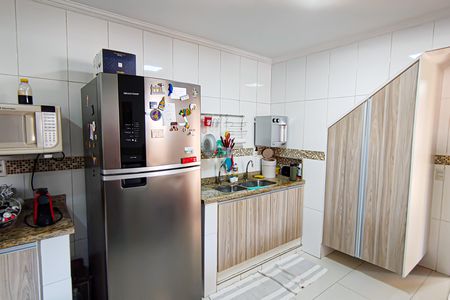 Casa de condomínio à venda com 210m², 3 quartos e 3 vagasCozinha 