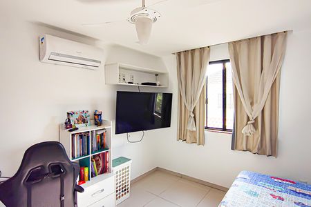 Casa de condomínio à venda com 210m², 3 quartos e 3 vagasQuarto 1