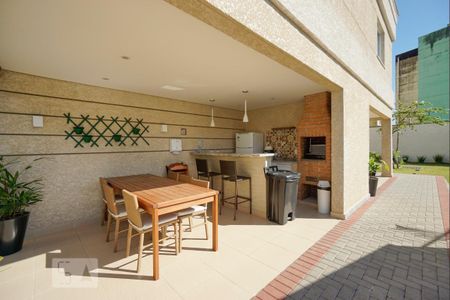 Apartamento para alugar com 65m², 2 quartos e 1 vagaCondomínio - Churrasqueira