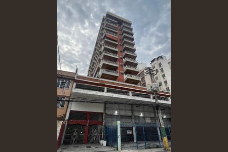Apartamento à venda com 92m², 2 quartos e 1 vaga Apartamento à venda com 92m², 2 quartos e 1 vagaFachada