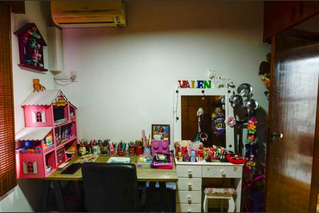 Apartamento à venda com 92m², 2 quartos e 1 vaga Apartamento à venda com 92m², 2 quartos e 1 vagaQuarto