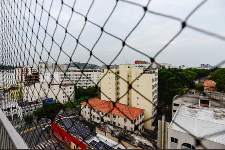 Apartamento à venda com 92m², 2 quartos e 1 vaga Apartamento à venda com 92m², 2 quartos e 1 vagaVista Varanda Suíte