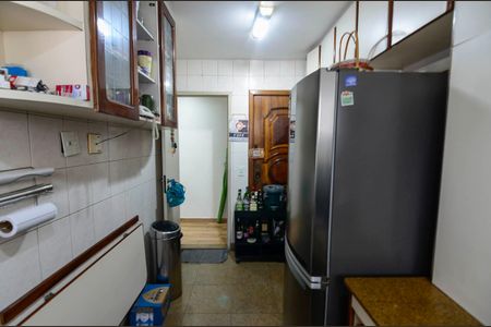 Apartamento à venda com 92m², 2 quartos e 1 vaga Apartamento à venda com 92m², 2 quartos e 1 vagaCozinha