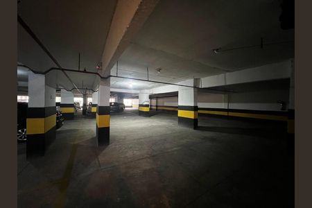 Apartamento à venda com 92m², 2 quartos e 1 vaga Apartamento à venda com 92m², 2 quartos e 1 vagaGaragem