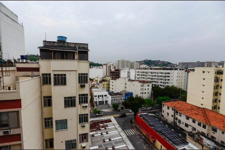 Apartamento à venda com 92m², 2 quartos e 1 vaga Apartamento à venda com 92m², 2 quartos e 1 vagaVista Varanda Sala