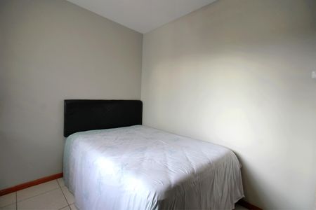 Apartamento à venda com 95m², 3 quartos e 2 vagasQuarto 2