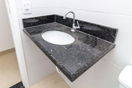 Apartamento à venda com 43m², 2 quartos e sem vagaBanheiro