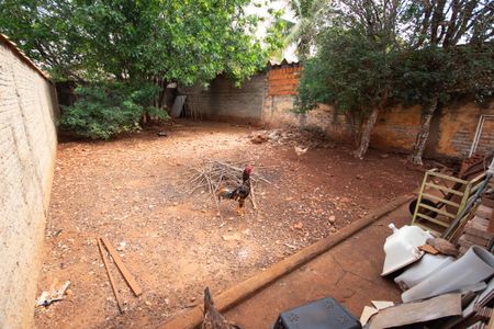 Casa para alugar com 110m², 2 quartos e sem vagaQuintal