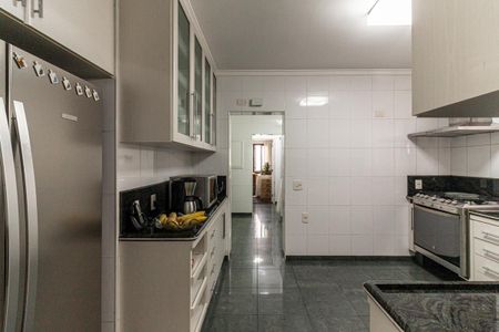 Apartamento à venda com 230m², 4 quartos e 4 vagasCozinha