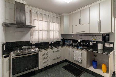 Apartamento à venda com 230m², 4 quartos e 4 vagasCozinha