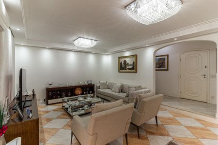 Apartamento à venda com 230m², 4 quartos e 4 vagasSala