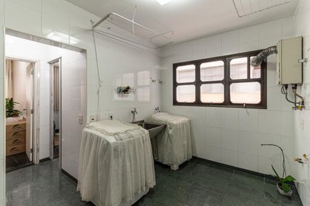 Apartamento à venda com 230m², 4 quartos e 4 vagasÁrea de Serviço