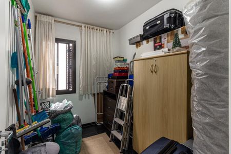 Apartamento à venda com 230m², 4 quartos e 4 vagasQuarto de Serviço 2