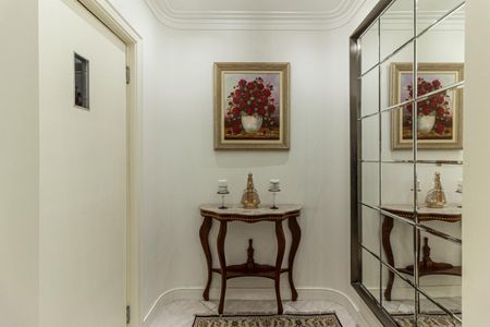 Apartamento à venda com 230m², 4 quartos e 4 vagasEntrada Social