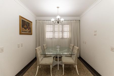 Apartamento à venda com 230m², 4 quartos e 4 vagasCopa