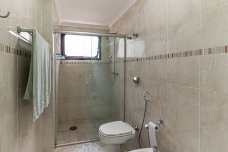 Apartamento à venda com 230m², 4 quartos e 4 vagasBanheiro da Suíte 2