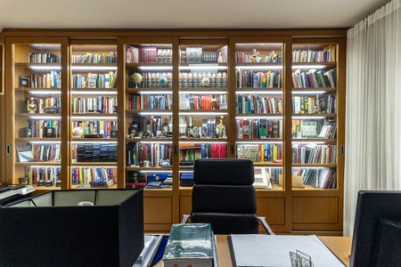 Apartamento à venda com 230m², 4 quartos e 4 vagasQuarto 1