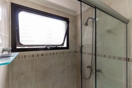 Apartamento à venda com 230m², 4 quartos e 4 vagasBanheiro da Suíte 2