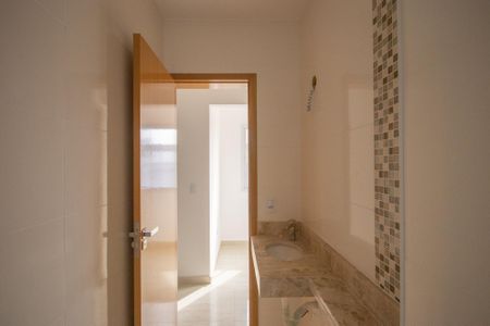 Apartamento à venda com 36m², 2 quartos e sem vaga Apartamento à venda com 36m², 2 quartos e sem vagaBanheiro