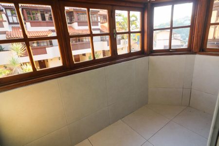 Casa de condomínio à venda com 139m², 3 quartos e 2 vagasSacada da Suíte 1