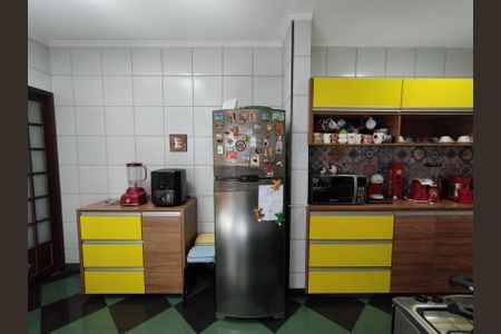 Casa para alugar com 230m², 4 quartos e 2 vagasCozinha 