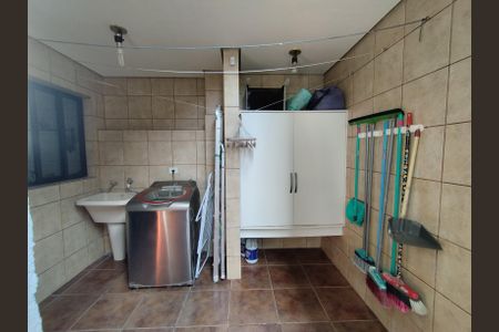 Casa para alugar com 230m², 4 quartos e 2 vagasÁrea de Serviço