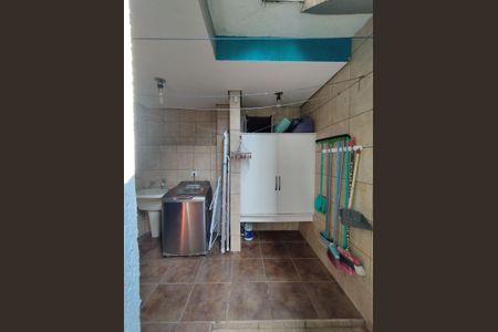 Casa para alugar com 230m², 4 quartos e 2 vagasÁrea de Serviço