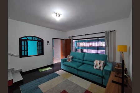 Casa para alugar com 230m², 4 quartos e 2 vagasSala