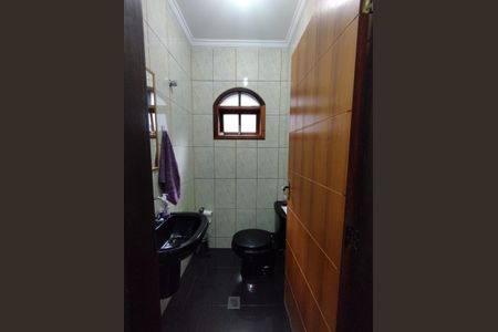 Casa para alugar com 230m², 4 quartos e 2 vagasLavabo