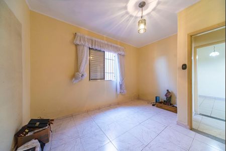 Casa à venda com 250m², 3 quartos e 4 vagas Casa à venda com 250m², 3 quartos e 4 vagasQuarto 2