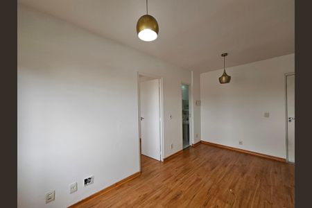 Apartamento à venda com 34m², 1 quarto e sem vagaSala