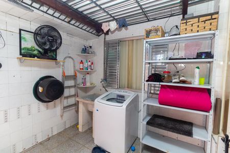 Casa à venda com 170m², 3 quartos e 2 vagas Casa à venda com 170m², 3 quartos e 2 vagasCasa 2 Área de Serviço