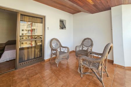 Apartamento para alugar com 120m², 3 quartos e 4 vagasVaranda