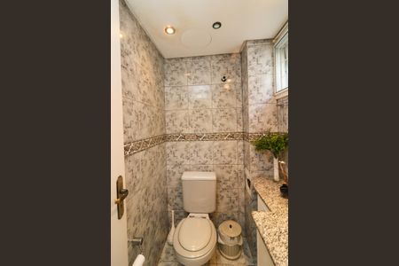 Casa de condomínio à venda com 115m², 3 quartos e 1 vaga Casa de condomínio à venda com 115m², 3 quartos e 1 vagaLavabo