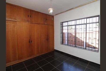 Casa para alugar com 500m², 2 quartos e 3 vagasQuarto 1