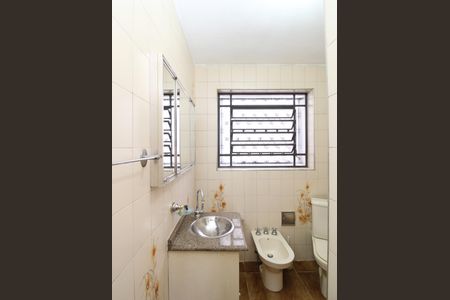 Casa para alugar com 500m², 2 quartos e 3 vagasBanheiro