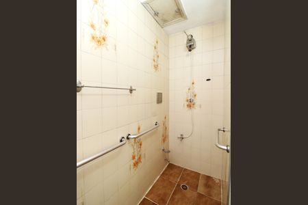 Casa para alugar com 500m², 2 quartos e 3 vagasBanheiro