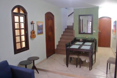 Casa à venda com 185m², 5 quartos e 3 vagasSala