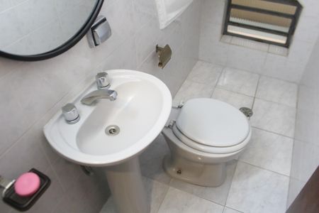 Casa à venda com 185m², 5 quartos e 3 vagasLavabo