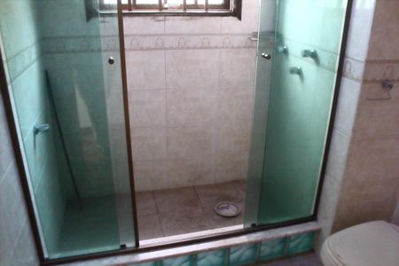 Casa à venda com 185m², 5 quartos e 3 vagasBanheiro da Suíte