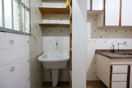 Apartamento à venda com 56m², 2 quartos e 1 vaga Apartamento à venda com 56m², 2 quartos e 1 vagaÁrea de Serviço