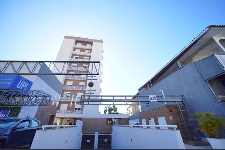 Apartamento para alugar com 72m², 1 quarto e 1 vaga Apartamento para alugar com 72m², 1 quarto e 1 vagaFachada