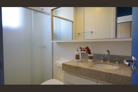 Apartamento para alugar com 72m², 2 quartos e 1 vagaBanheiro 