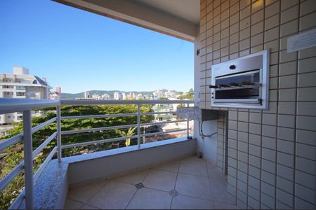 Sala - Sacada de apartamento para alugar com 1 quarto, 72m² em Trindade, Florianópolis