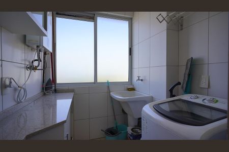 Apartamento para alugar com 72m², 2 quartos e 1 vagaCozinha e Área de Serviço