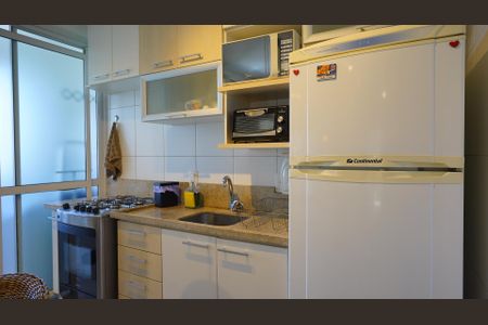 Apartamento para alugar com 72m², 2 quartos e 1 vagaCozinha