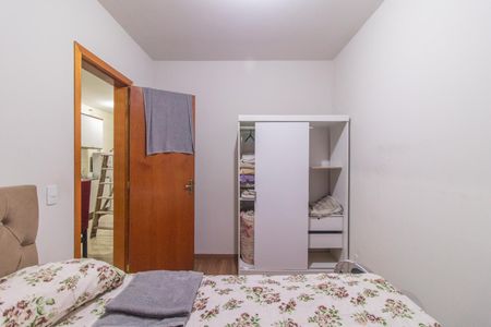 Casa de condomínio à venda com 43m², 2 quartos e 1 vagaQuarto 1