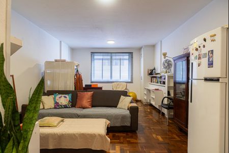 Apartamento à venda com 40m², 1 quarto e sem vagaSala/Quarto