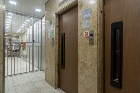 Apartamento à venda com 40m², 1 quarto e sem vagaÁrea comum - Elevadores